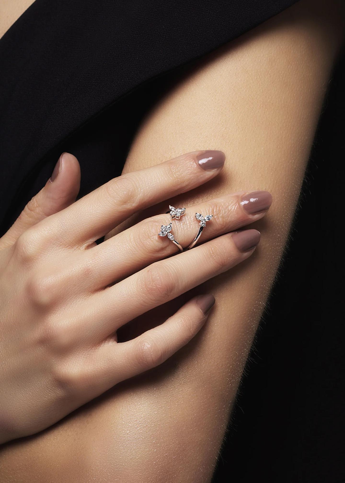 Yeprem 18K White Gold Diamond Y-Conic Snowflake Stackable Ring ...