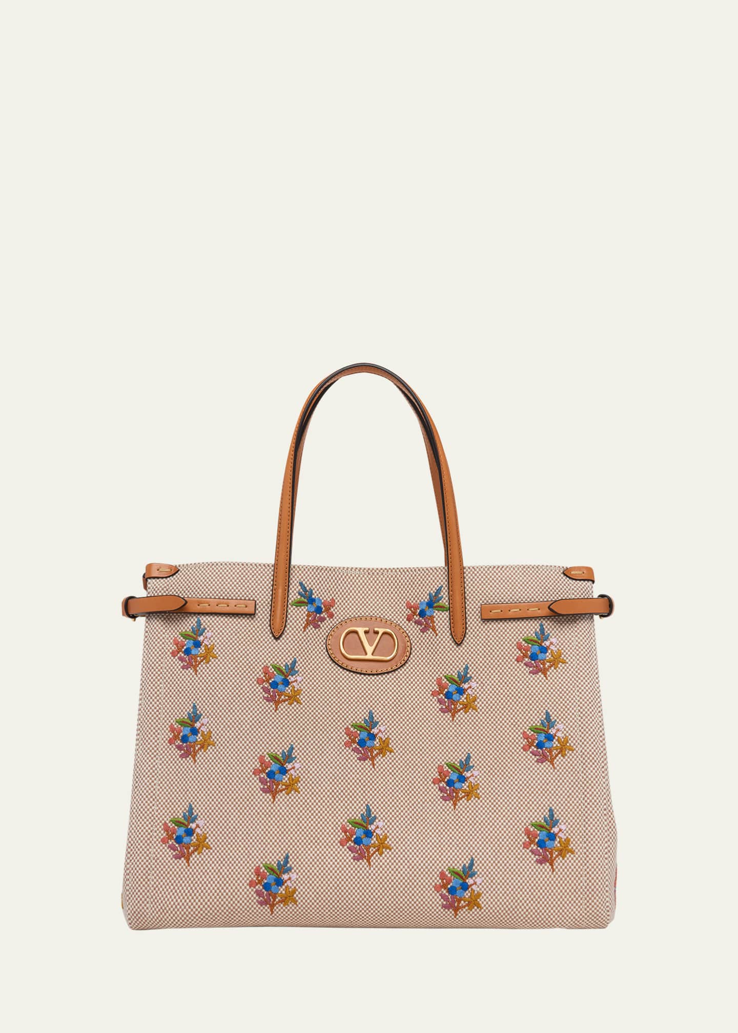 【VALENTINO GARAVANI】トートバッグ Valentino Garavani Floral-Embroidered Canvas Tote Bag - Bergdorf