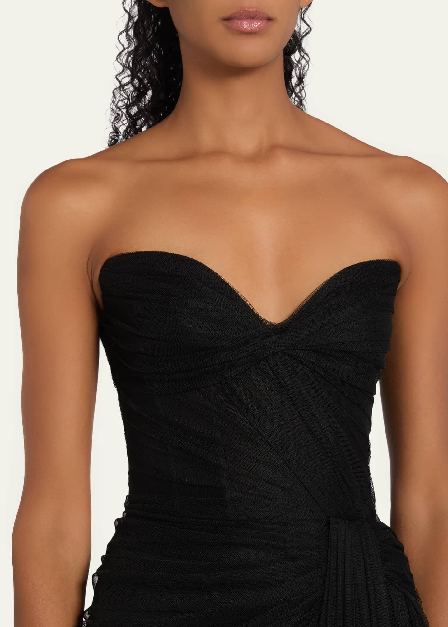short black and red dress Embroidered Column Gown with Train – Monique Lhuillier main image 0