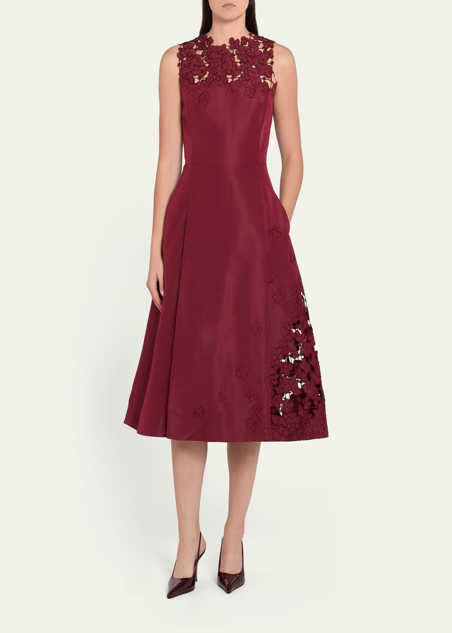 Oscar de La Renta Women's Sleeveless Embroidered Cutout Cocktail Dress - Red - Size 4 - Merlot