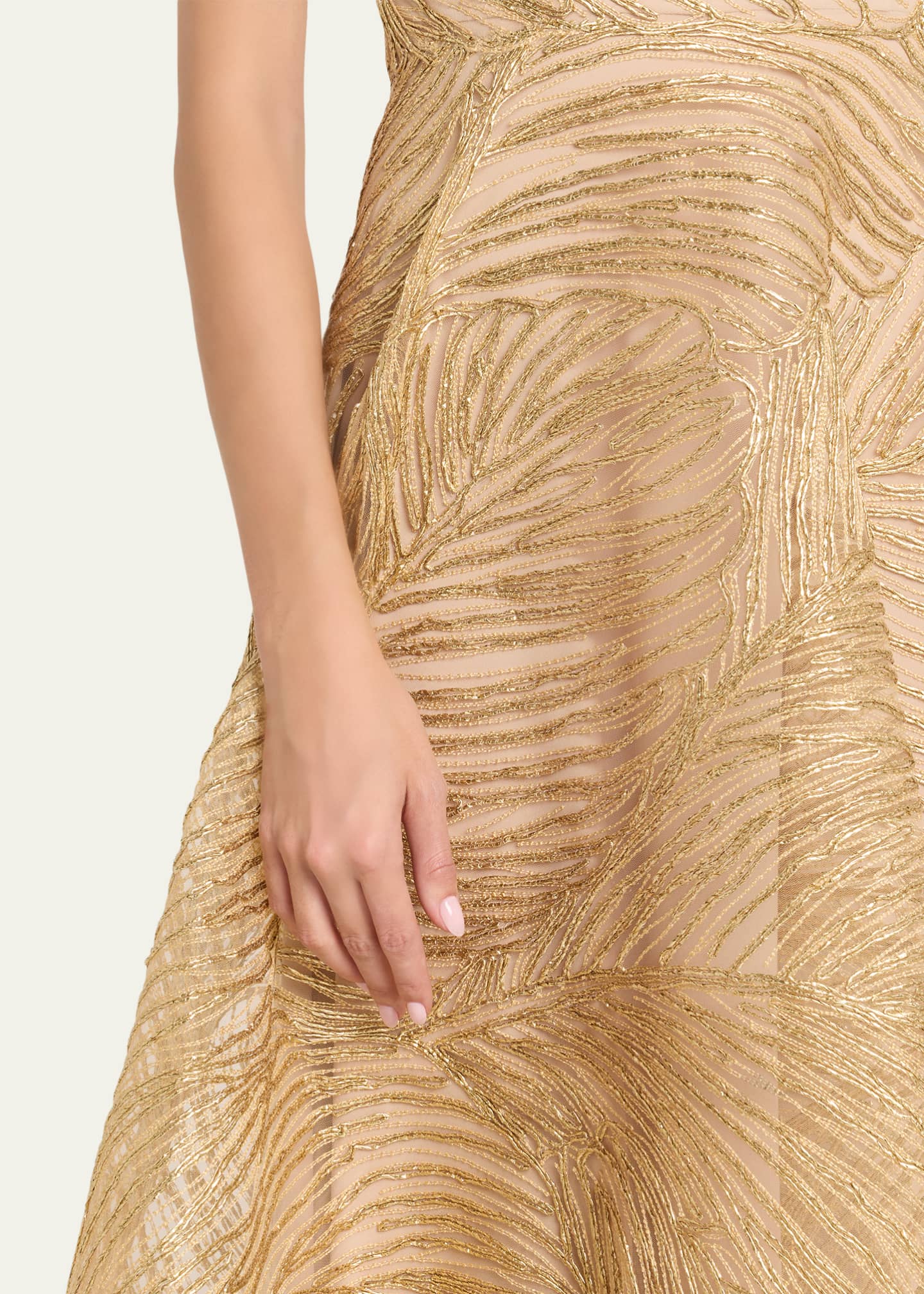 naeem khan gold dress Naeem Khan Fall 2022 Ready-to-Wear Collection
