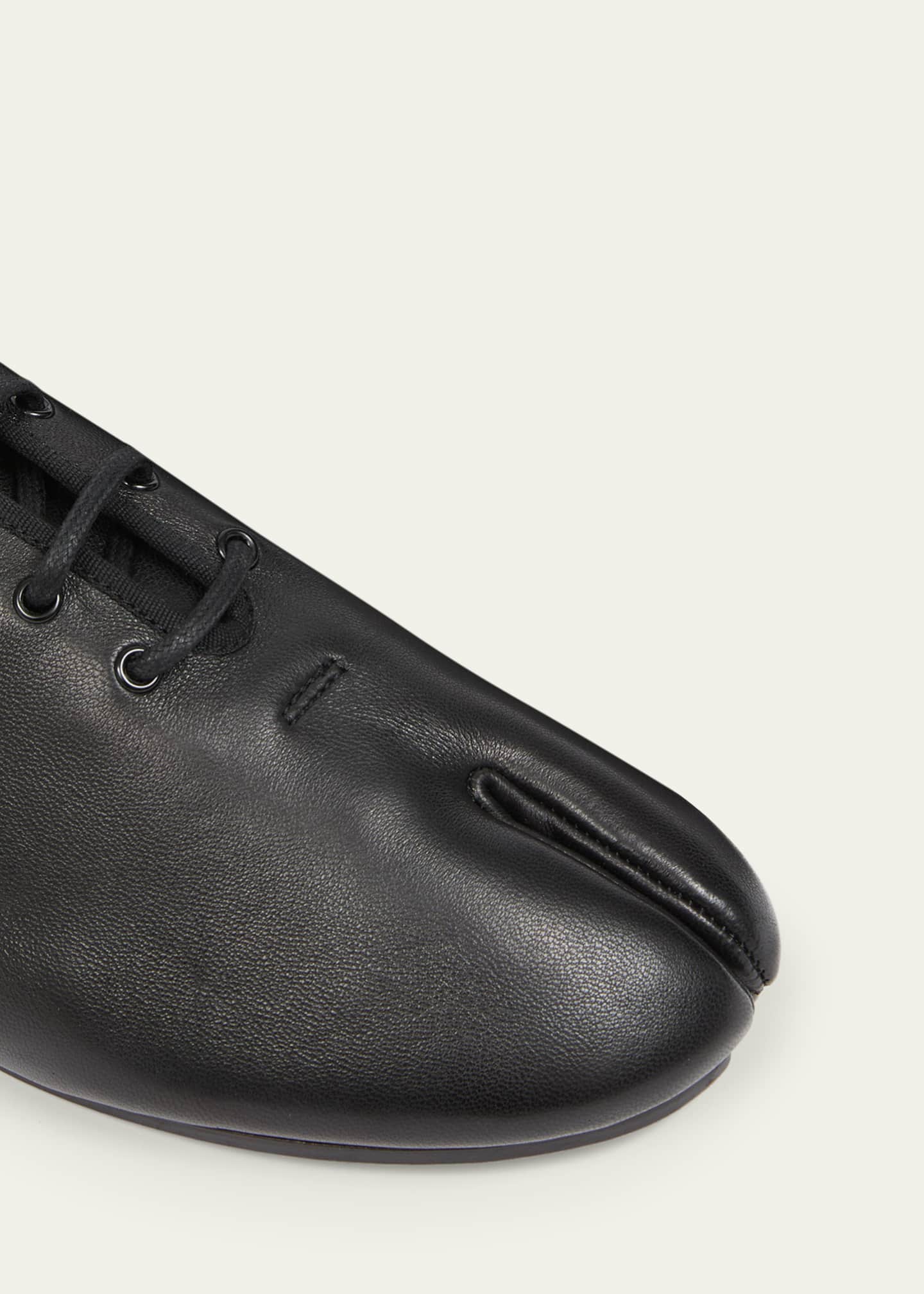 Maison Margiela Men's Tabi Jazz Leather Lace-Up Ballerina Flats