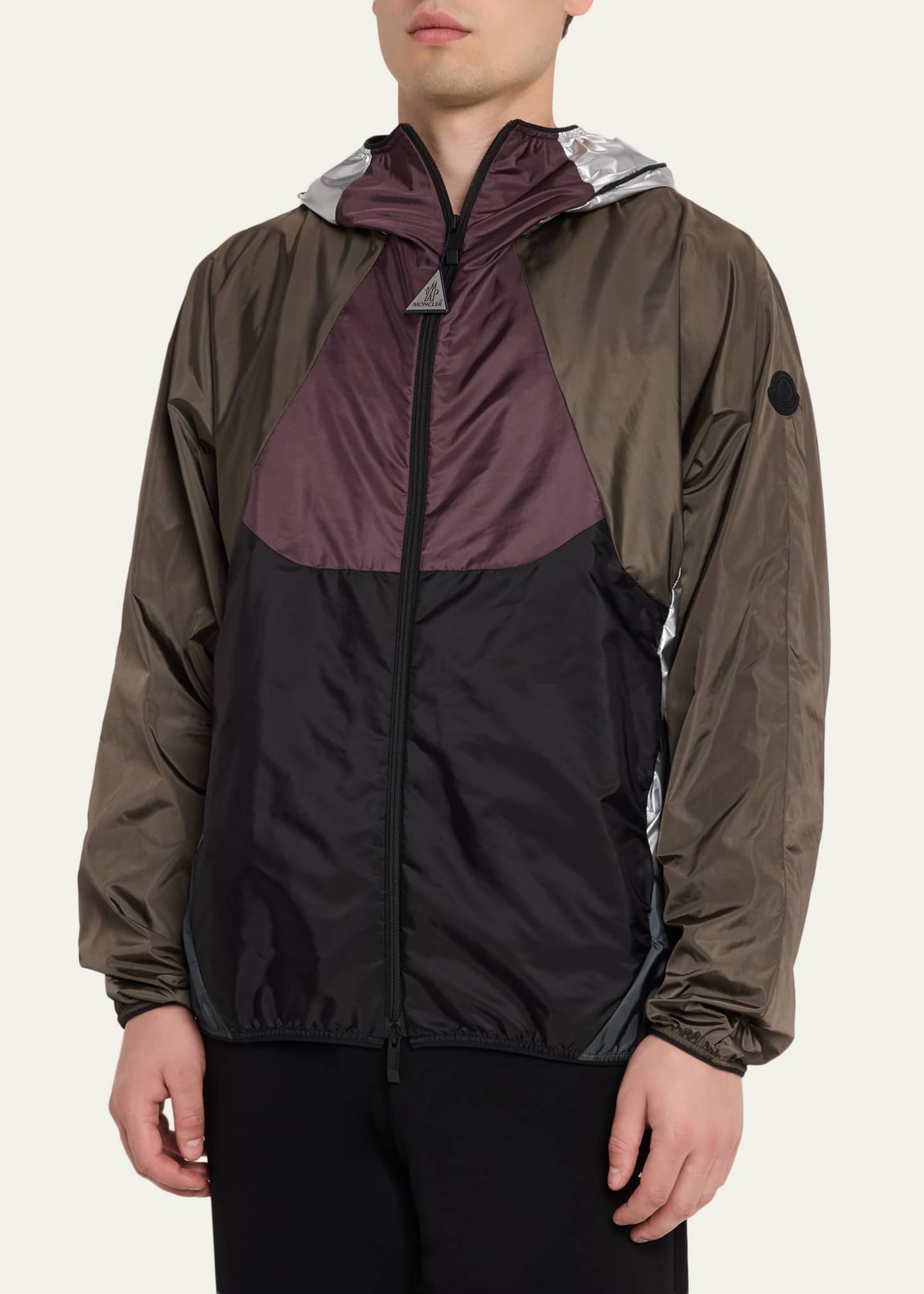MONCLER DAYU GIUBBTTO　ナイロンジャケット Moncler Men's Sormiou Packable Hooded Wind-Resistant Jacket