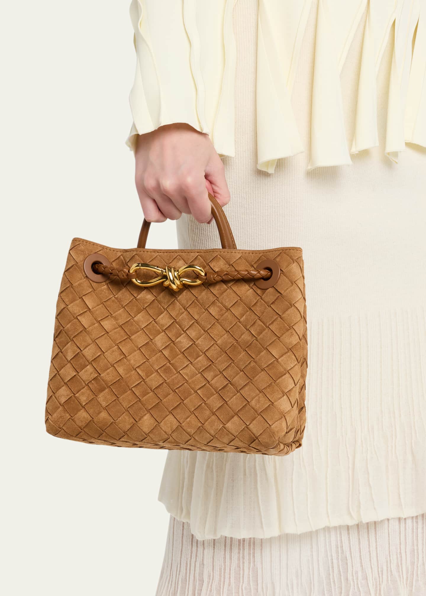 BOTTEGA VENETA ザ・パデッド ホールドオール 518106_01.jpg?quality=80&bg-