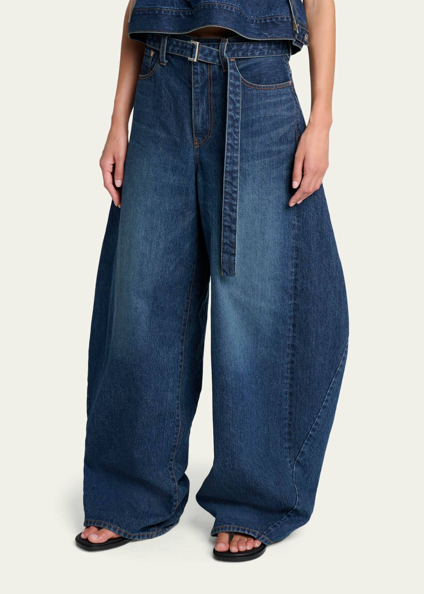 断*中様 Sacai (サカイ) BELTEED BAGGY FLAIR DEN SACAI Belted Denim Barrel-Leg Pants - Bergdorf Goodman