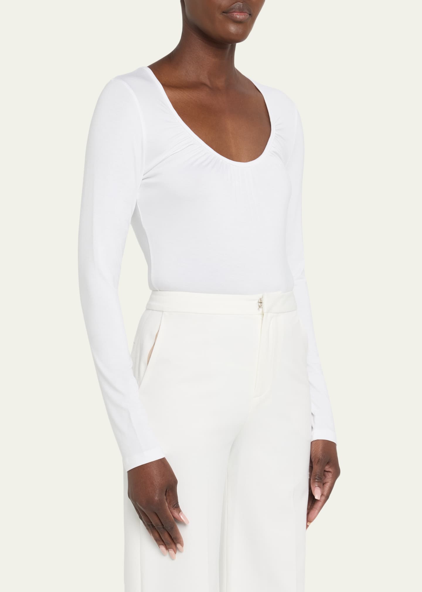 Determ Collagen Ruched Long Sleeve ホワイト L'Agence Cassandra Ruched Bodysuit - Bergdorf Goodman