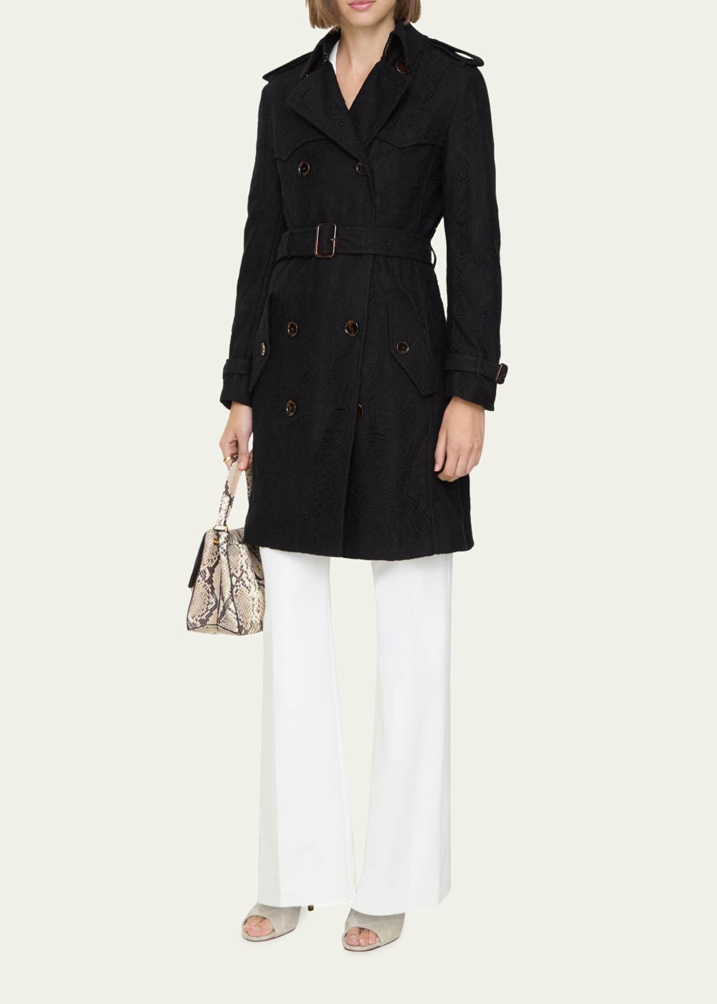 【BURBERRY】黒 ダブルブレストショート丈ジャケット Burberry Foxfield Lace Double-Breasted Short Trench Jacket
