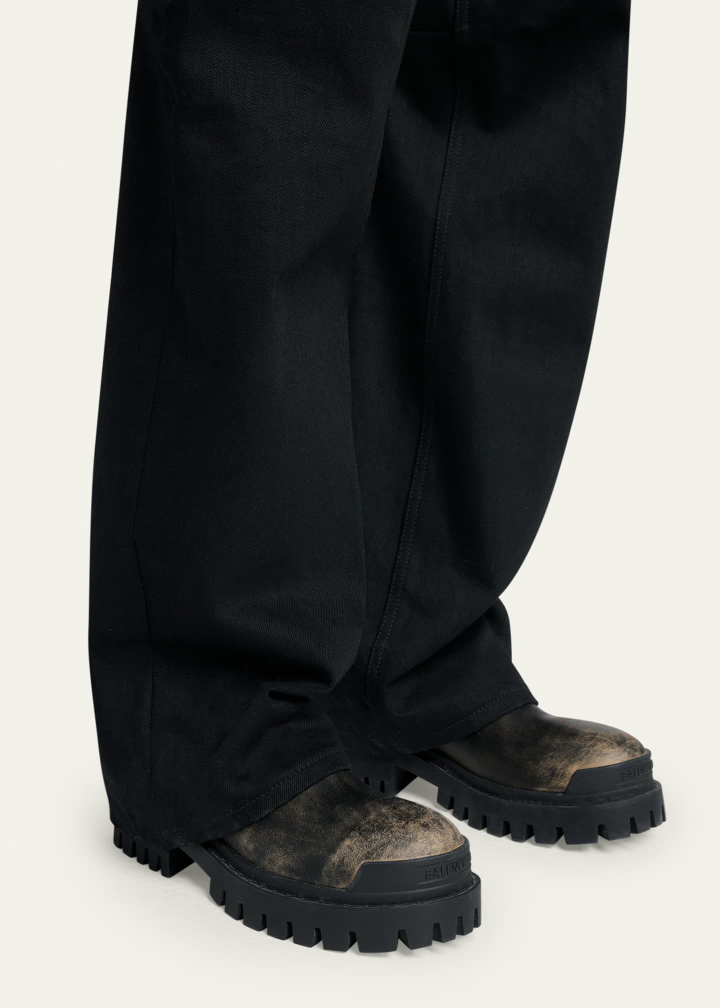 BALENCIAGA サイドゴアブーツ Balenciaga Men's Strike Worn-Out Leather Chelsea Boots - Bergdorf