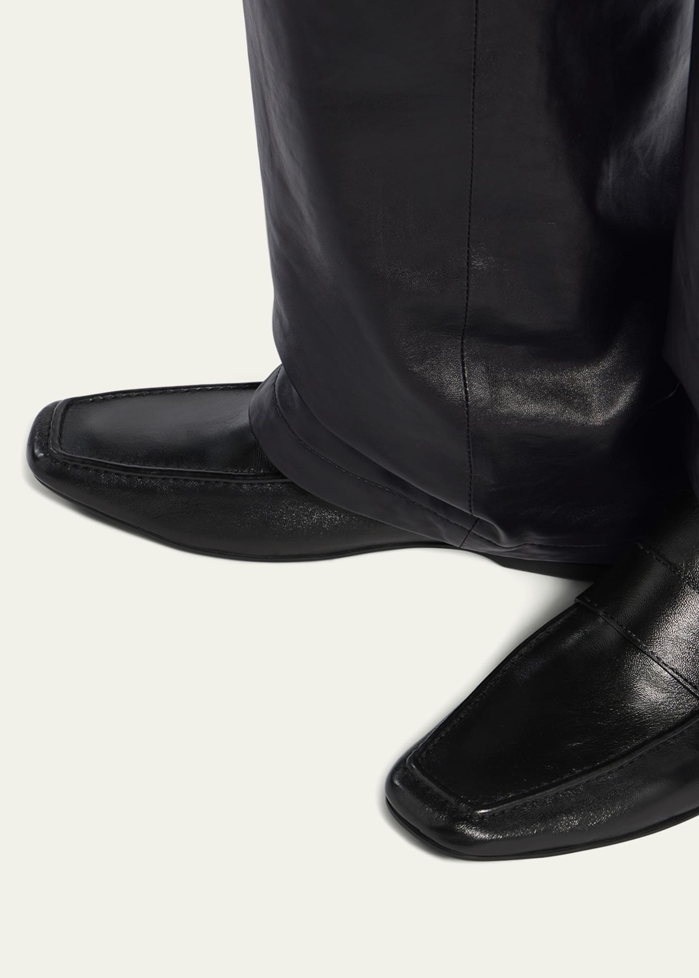 新品バレンシアガ BALENCIAGA BBモノクローム ミュール ローファー Balenciaga Men's Palermo BB Goatskin Loafers - Bergdorf Goodman
