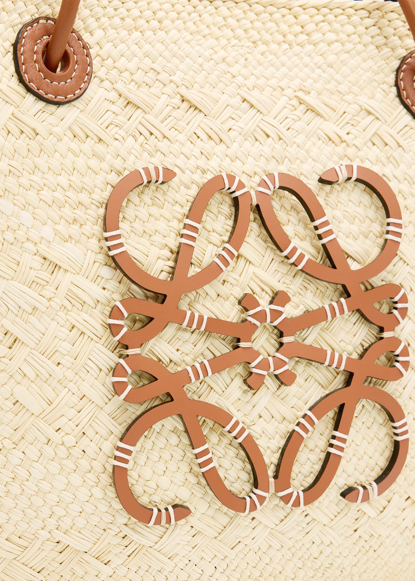 LOEWE アナグラム花柄プリント ケース Loewe Anagram Woven Palm Leaf Basket Tote Bag - Bergdorf Goodman