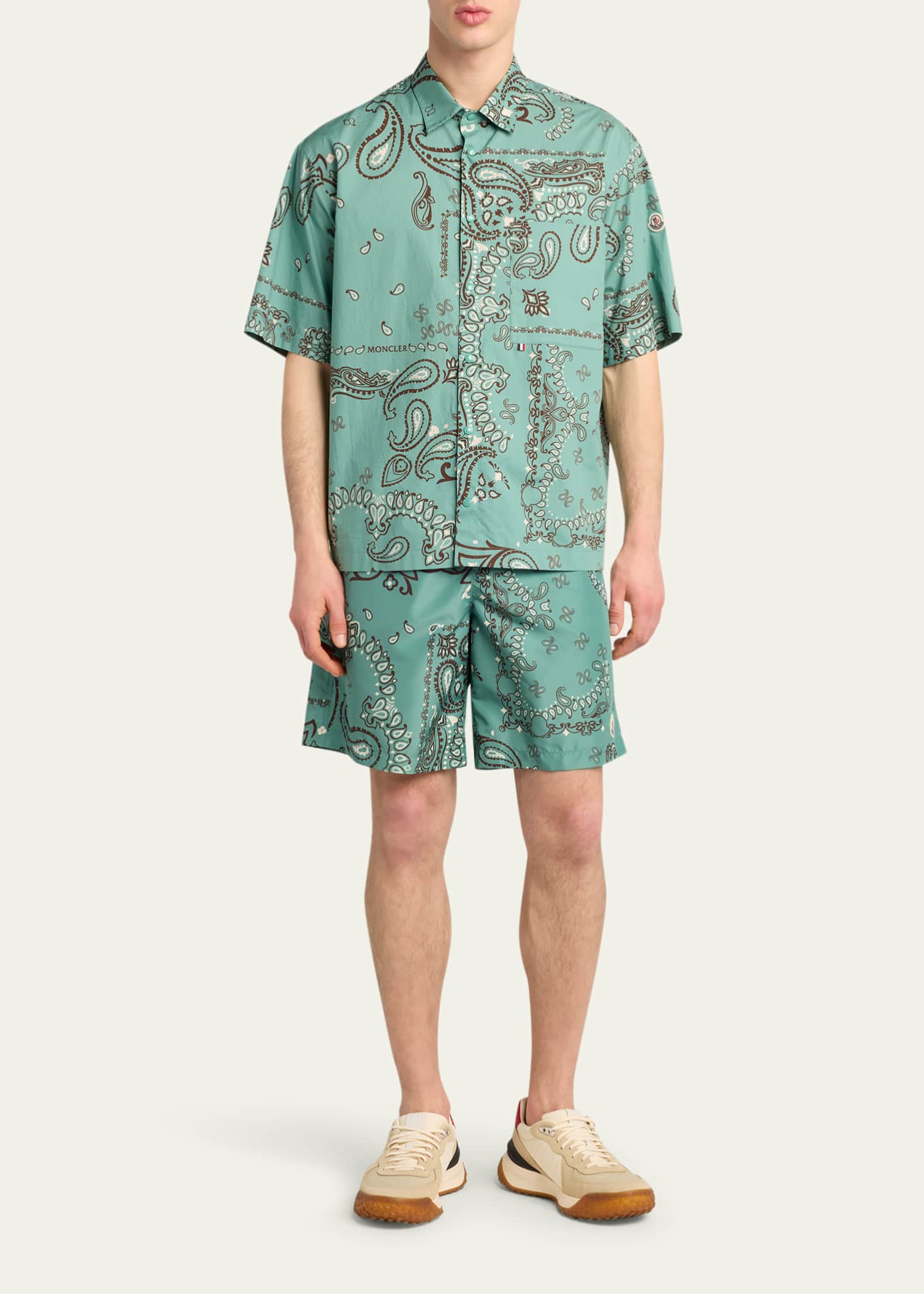 Moncler 総柄 半袖シャツ カーキ Moncler Men's Paisley Cotton Short-Sleeve Shirt - Bergdorf Goodman