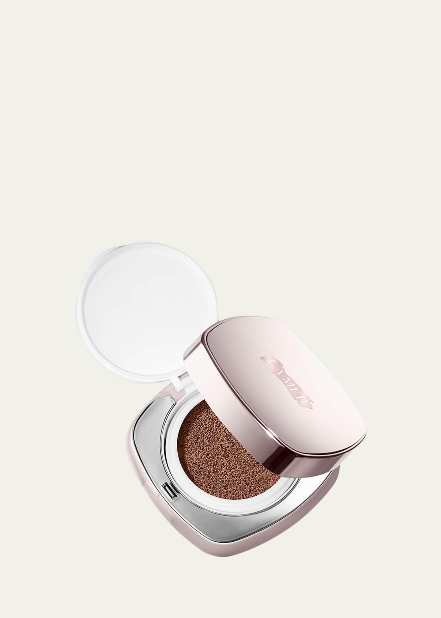 La Mer The Luminous Lifting Cushion Foundation Broad Spectrum SPF 20 Image 1 of 5