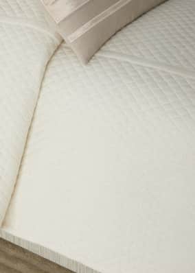 Cairo Diamond Quilted Queen Coverlet