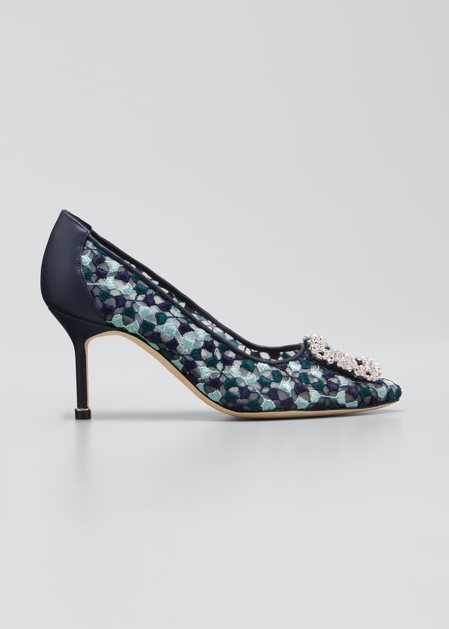 manolo blahnik hangisi lace pumps
