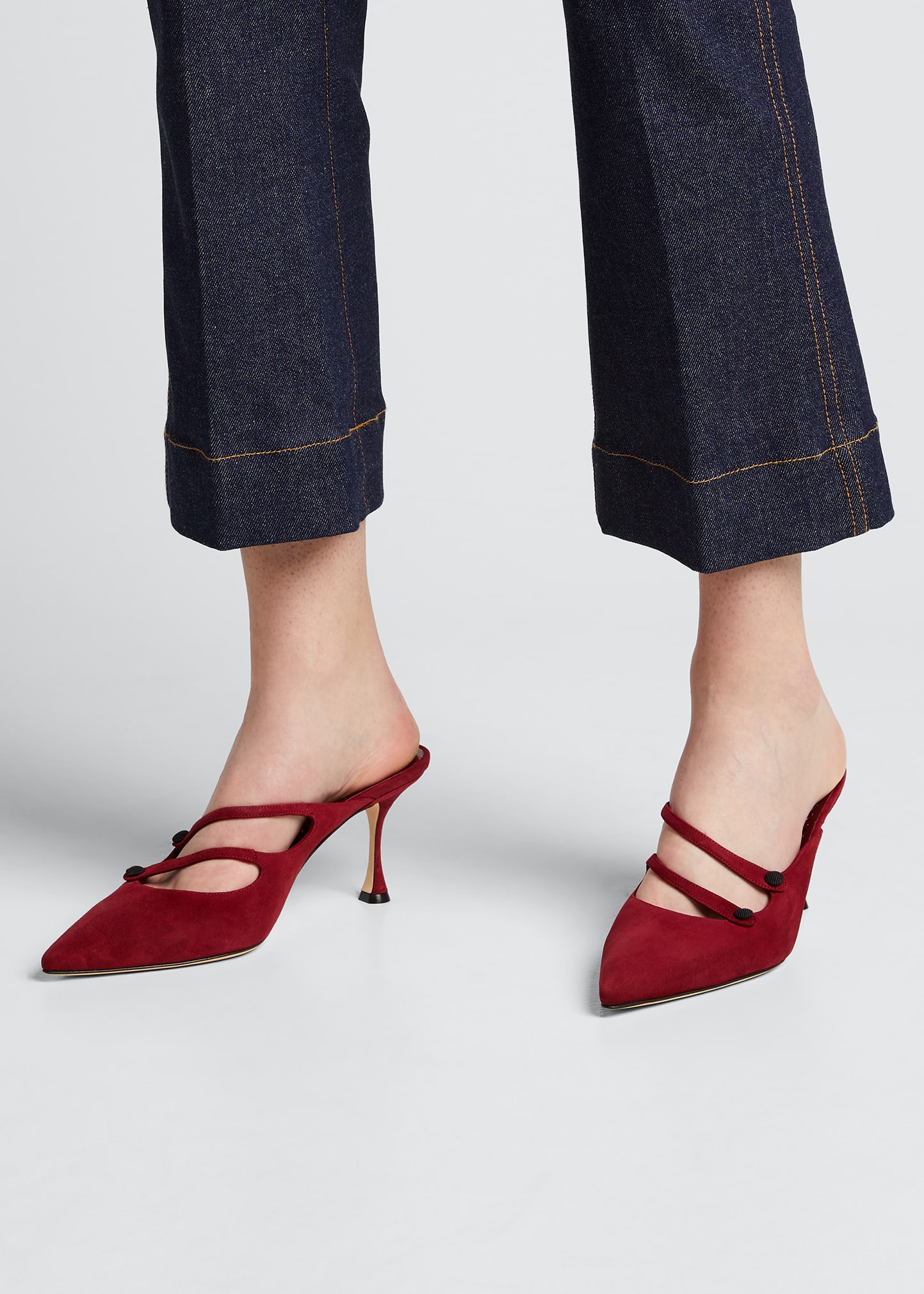 manolo blahnik mid heel