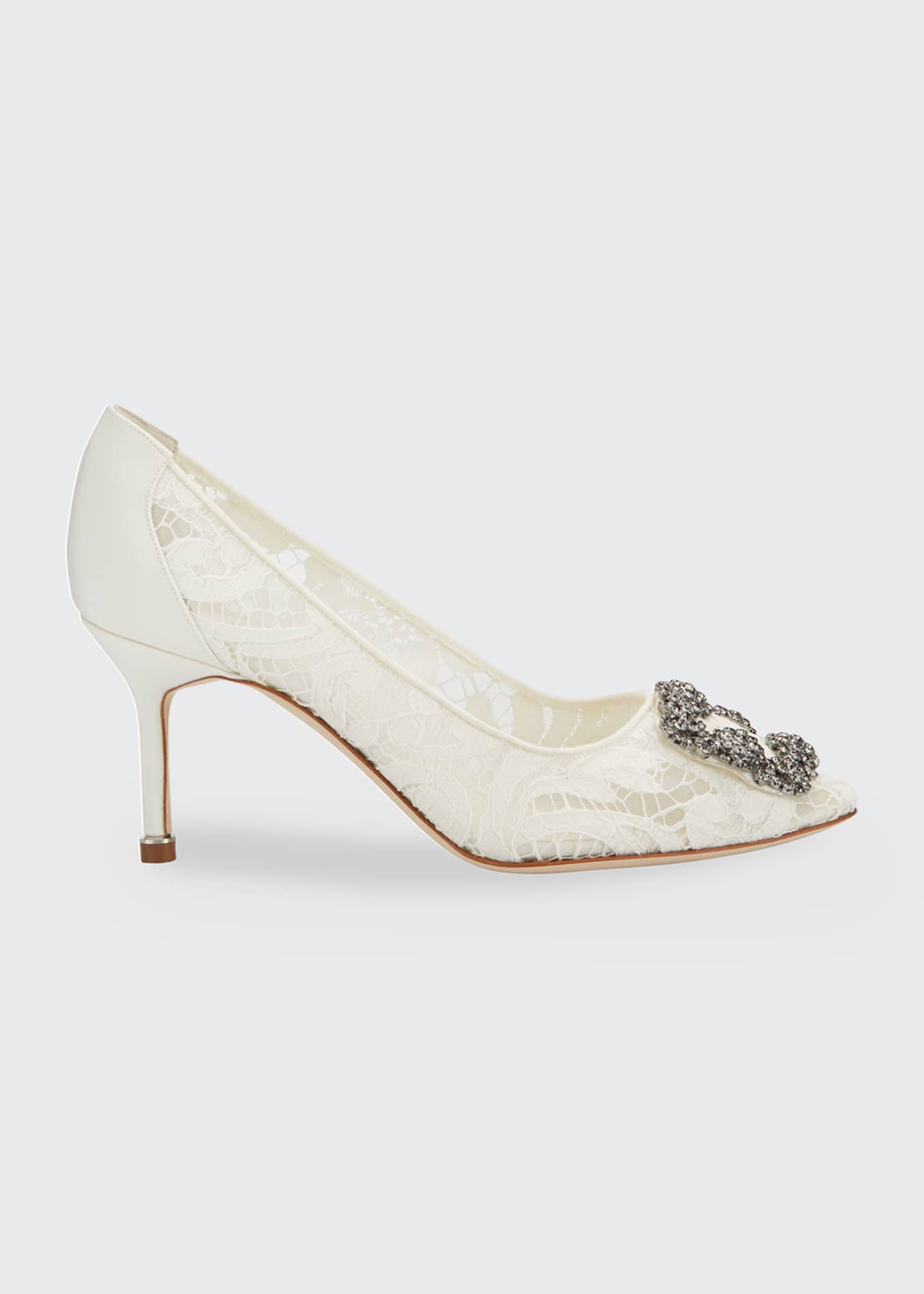 manolo lace pump