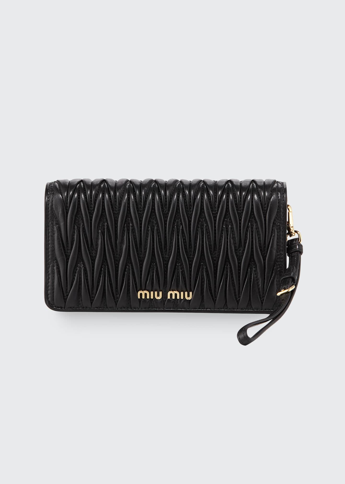 miu miu wallet on chain