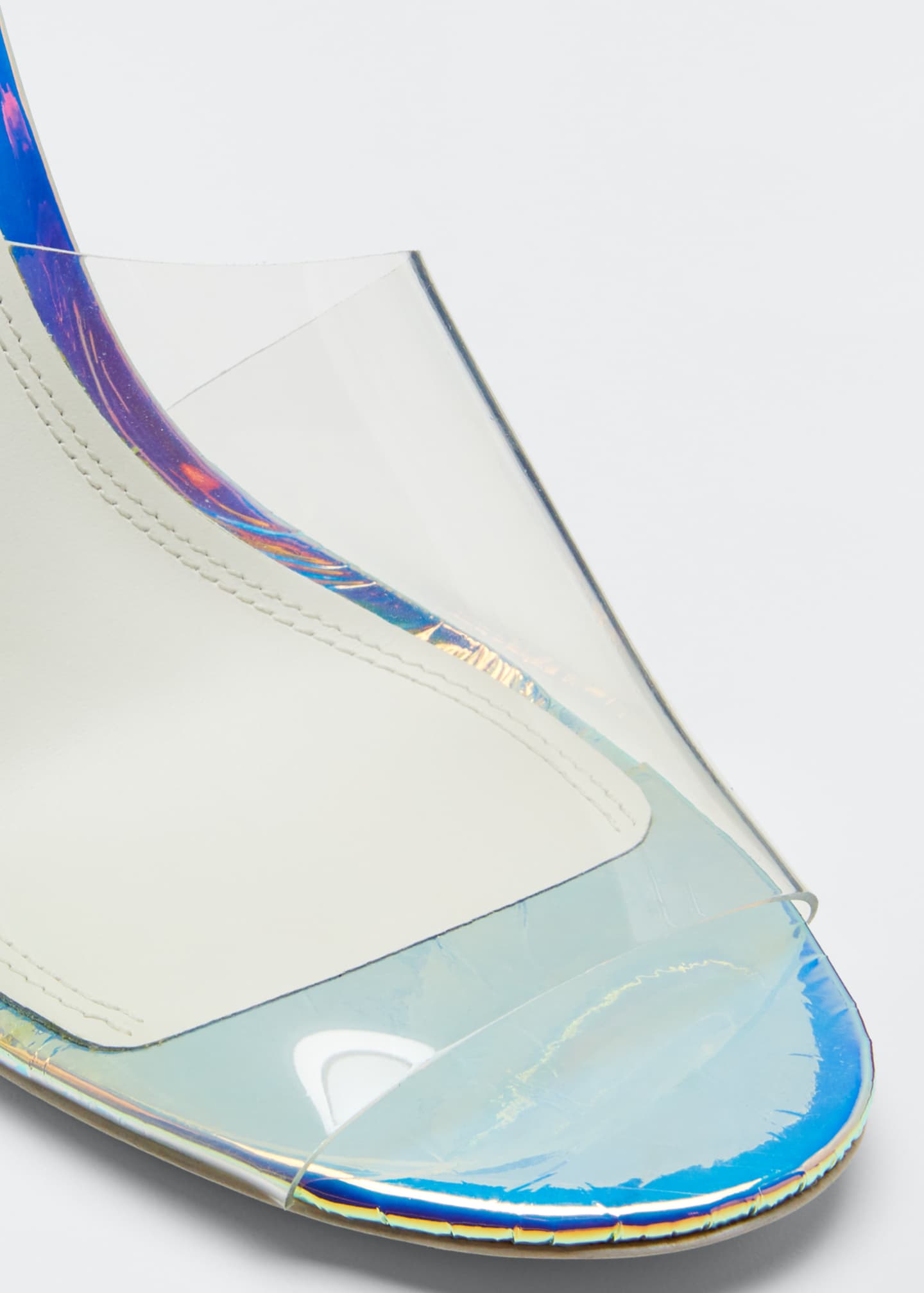 mercedes castillo kuri