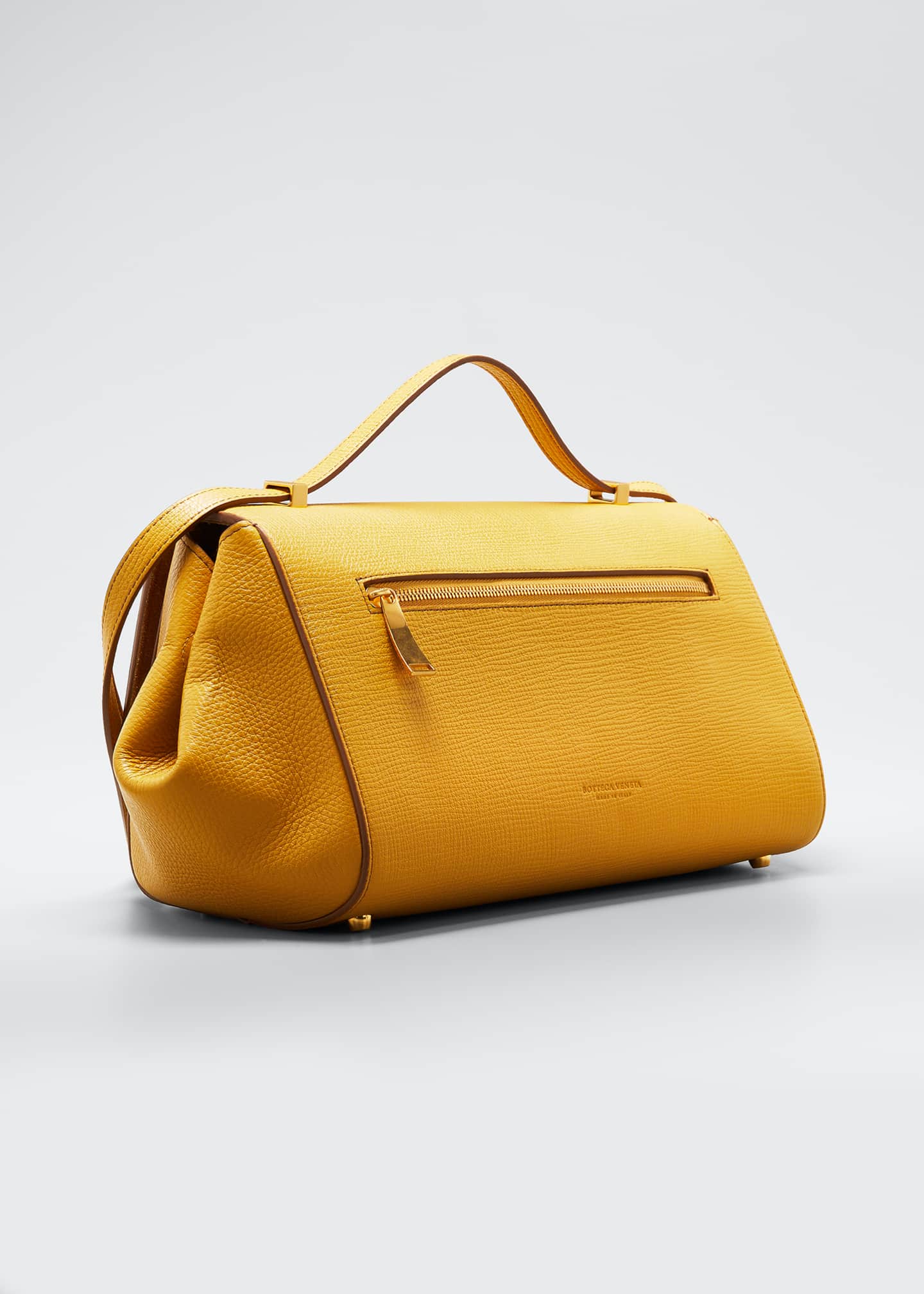 bottega veneta medium shoulder bag