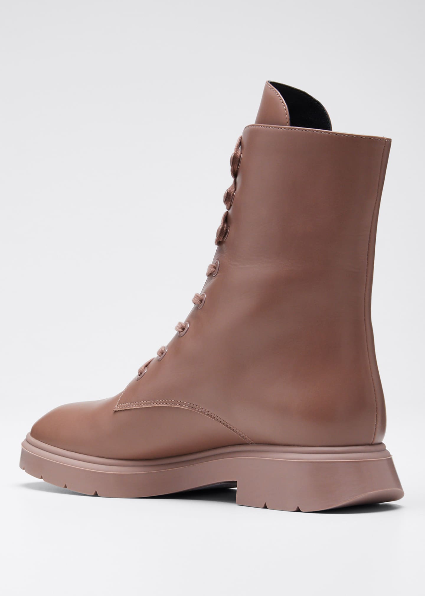 stuart weitzman mckenzee boots stores