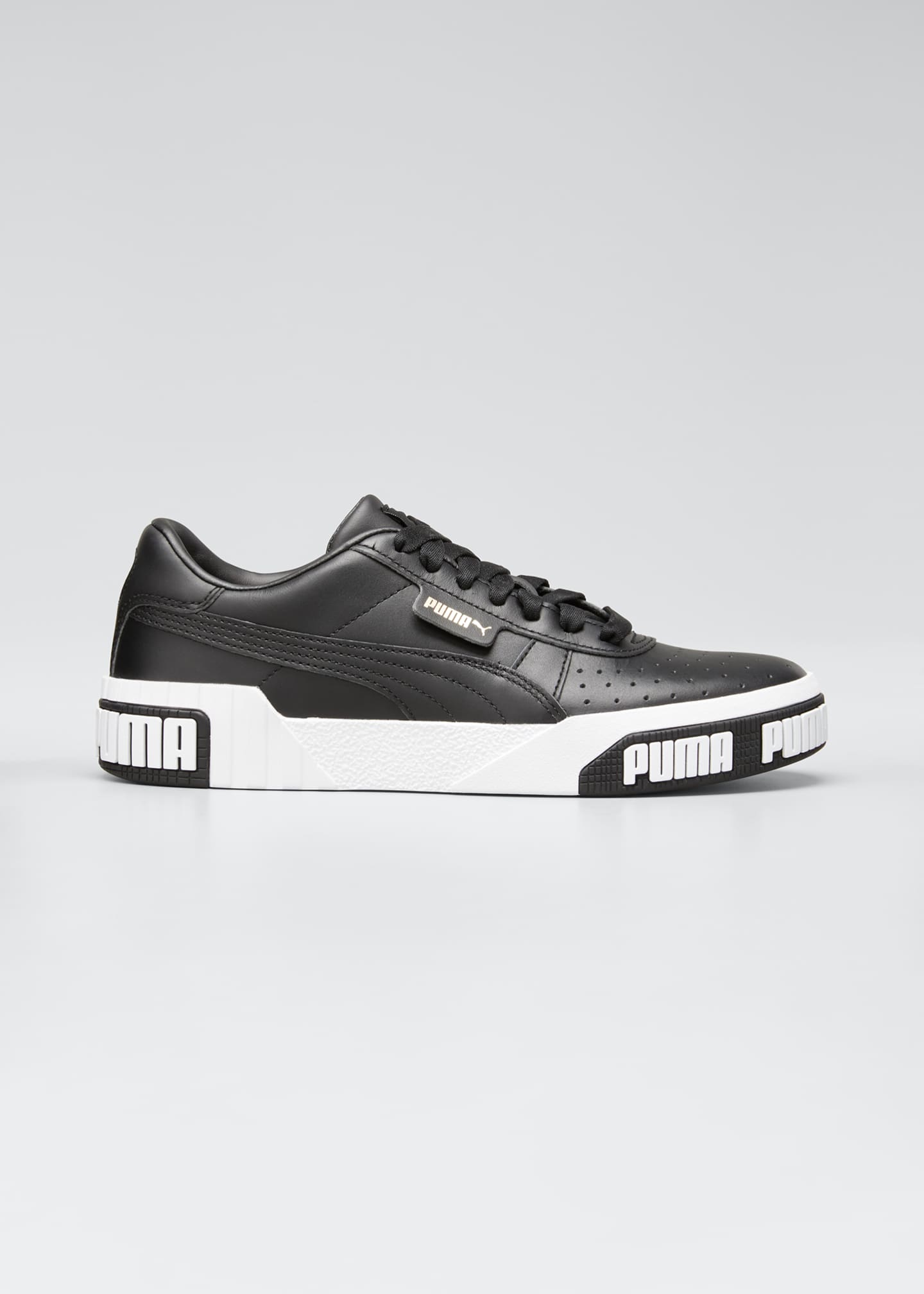 puma low top sneakers