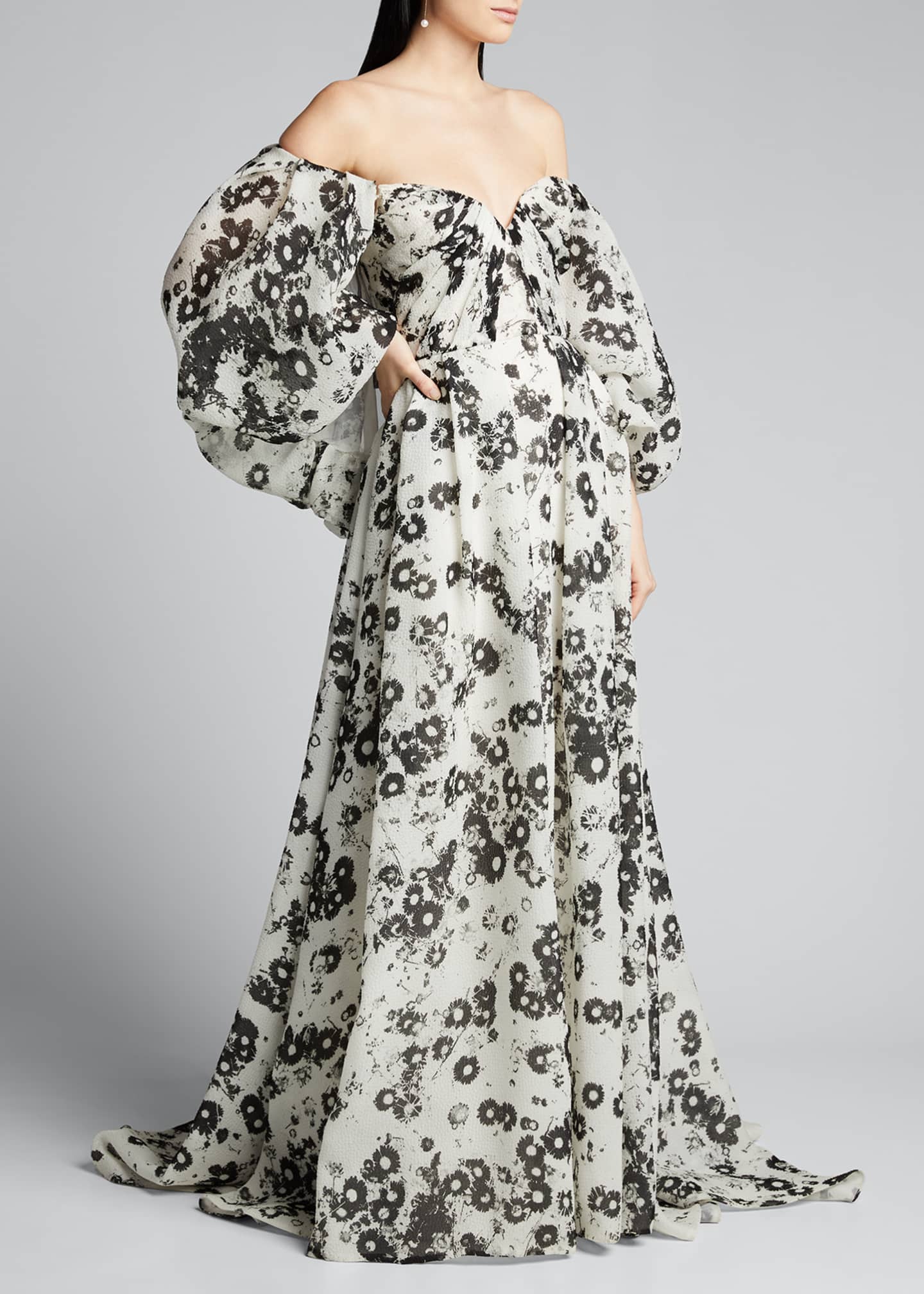 Monique Lhuillier OffTheShoulder Ball Gown with