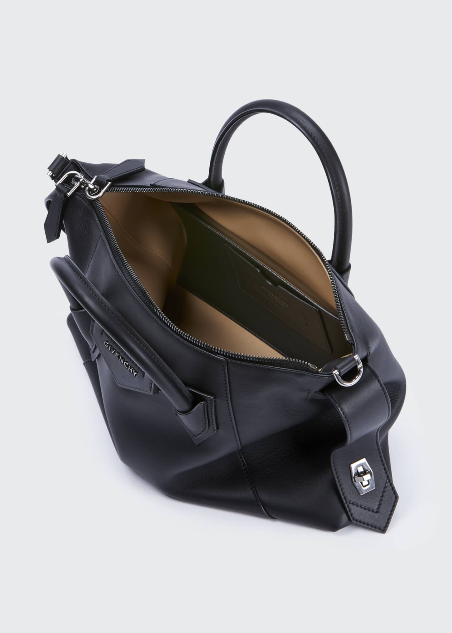 antigona small
