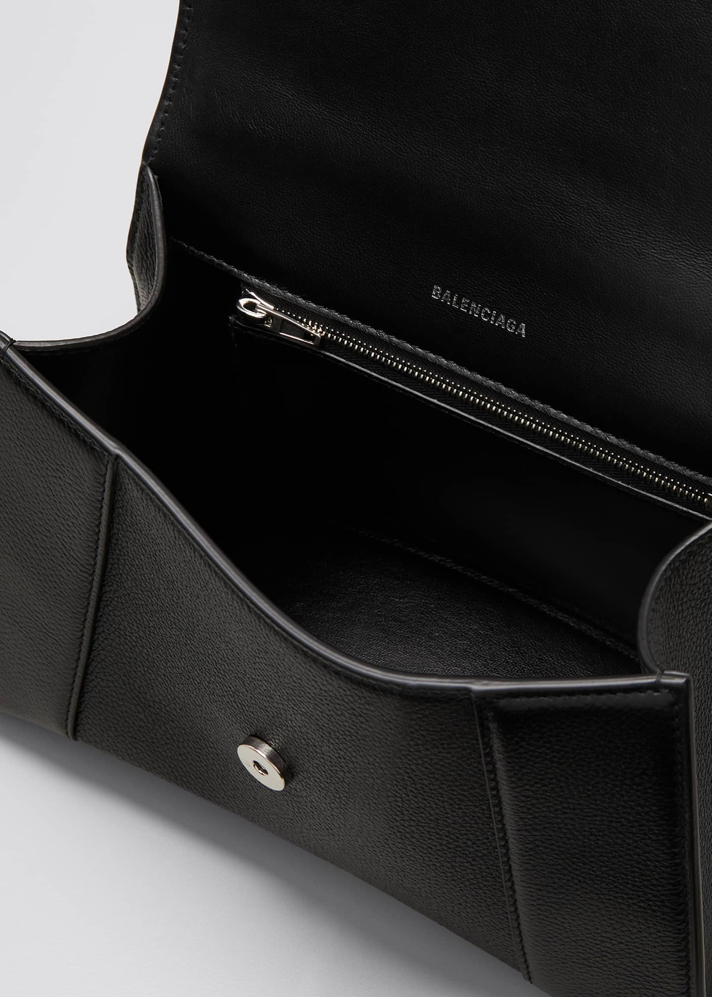 women's hourglass small top handle bag in black