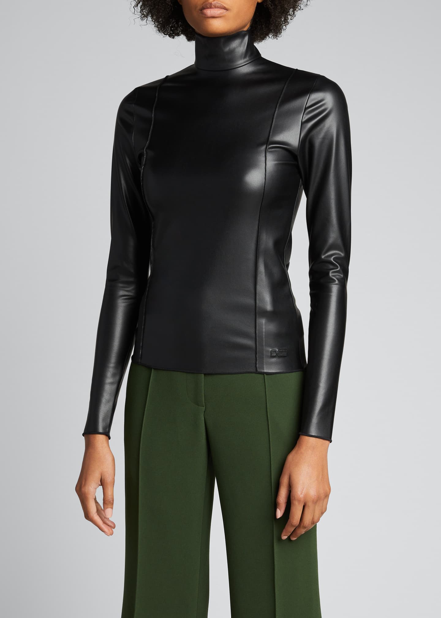 peter do turtleneck