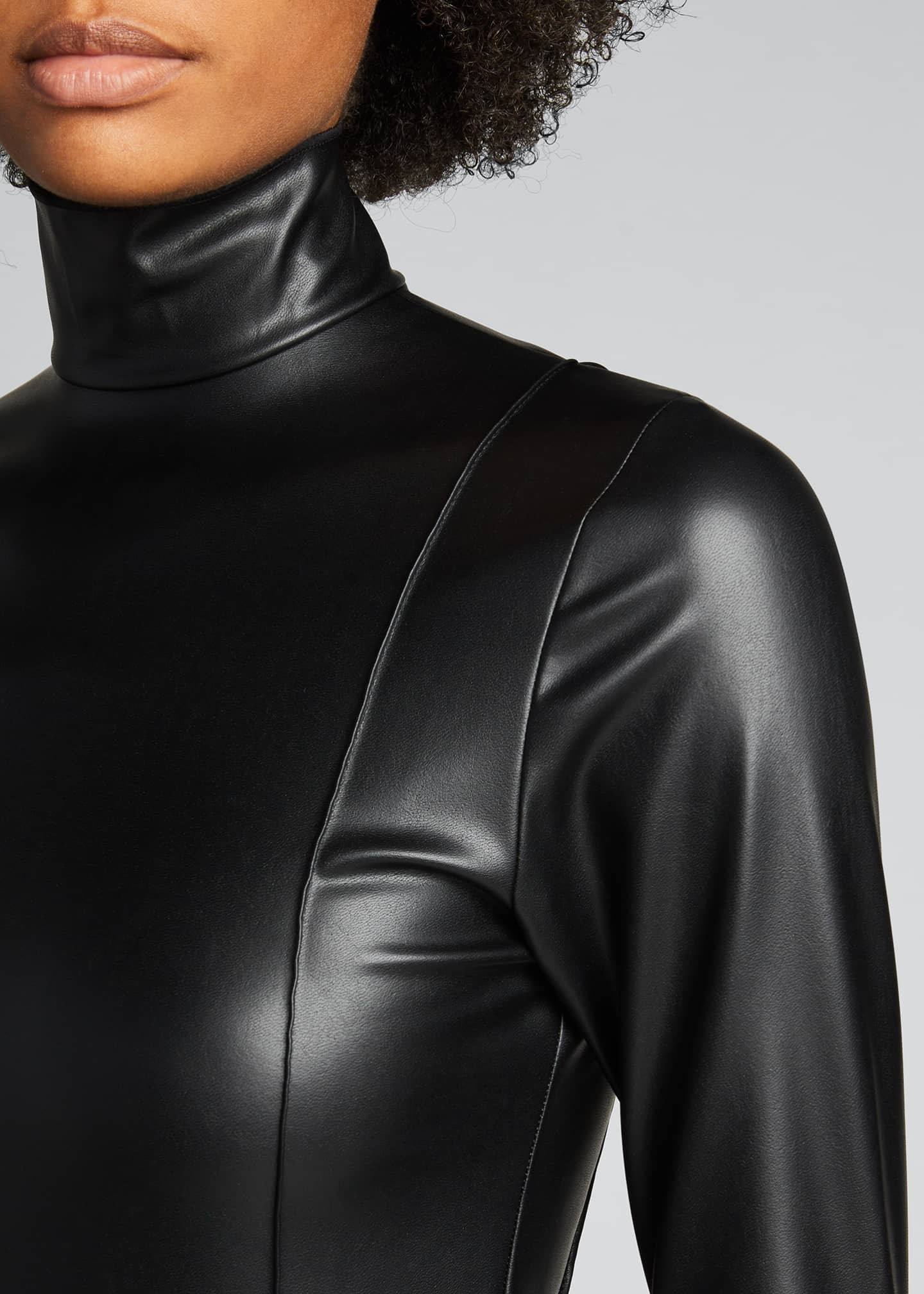 peter do turtleneck
