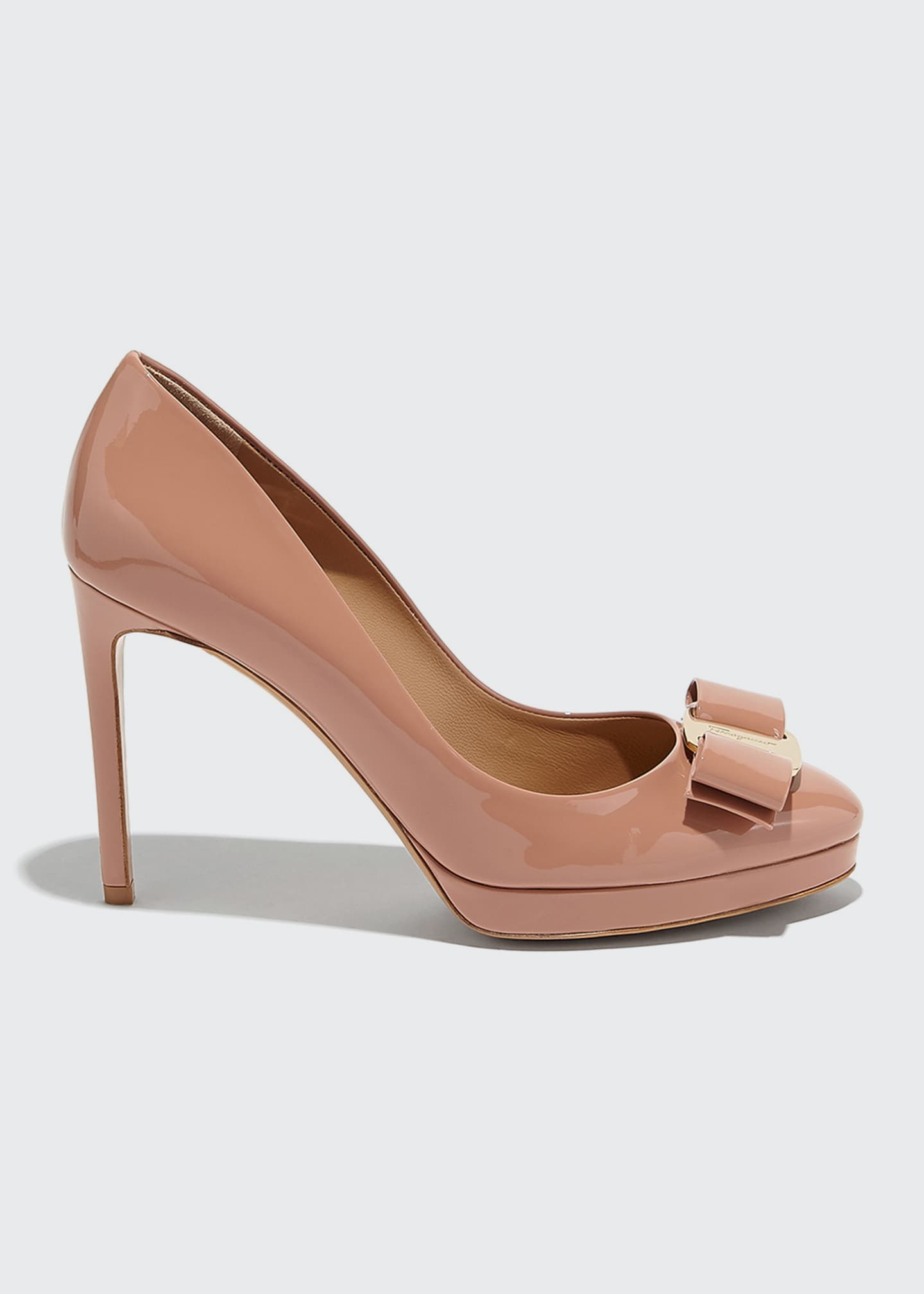 salvatore ferragamo osimo pump