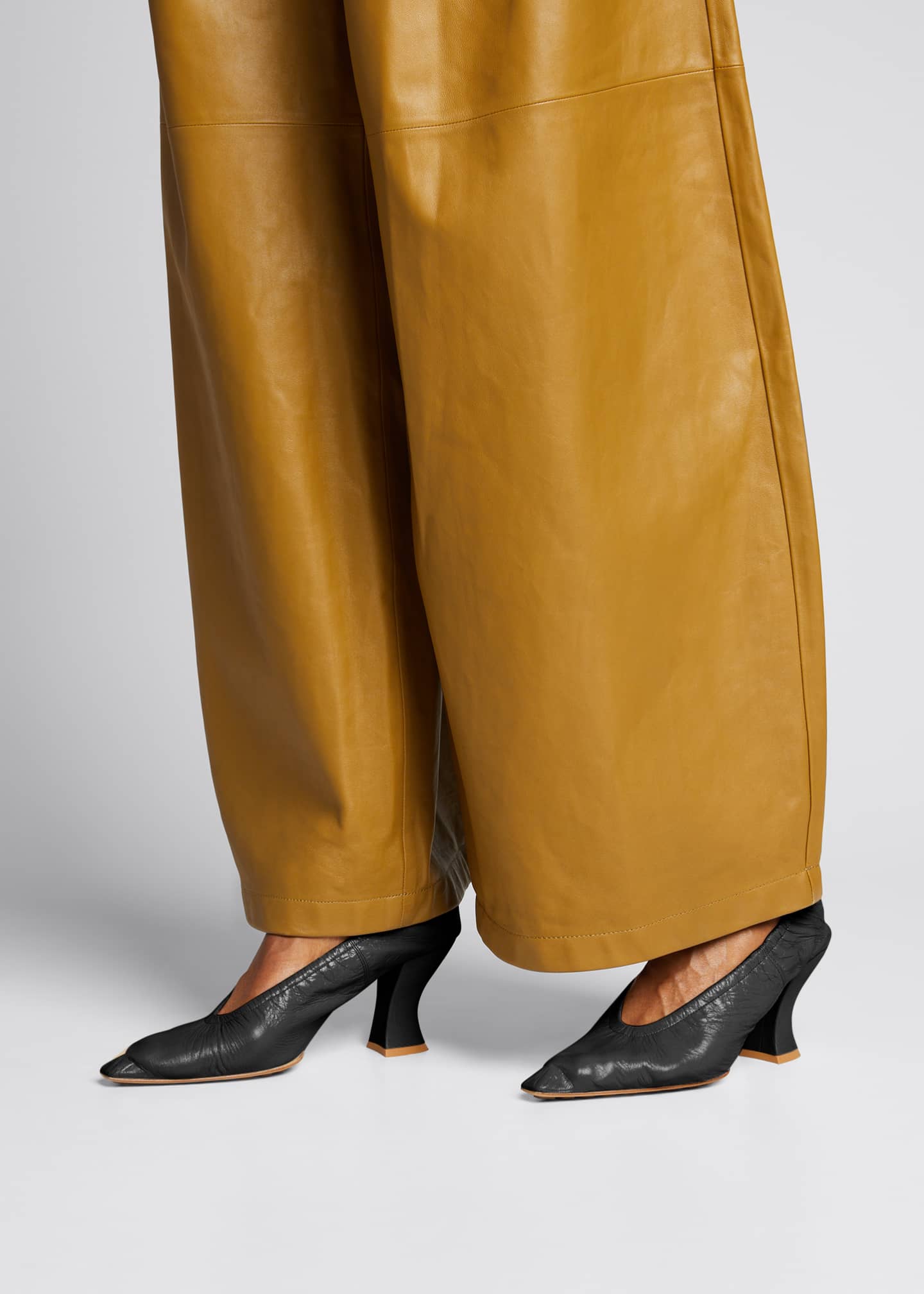 bottega veneta square toe pumps