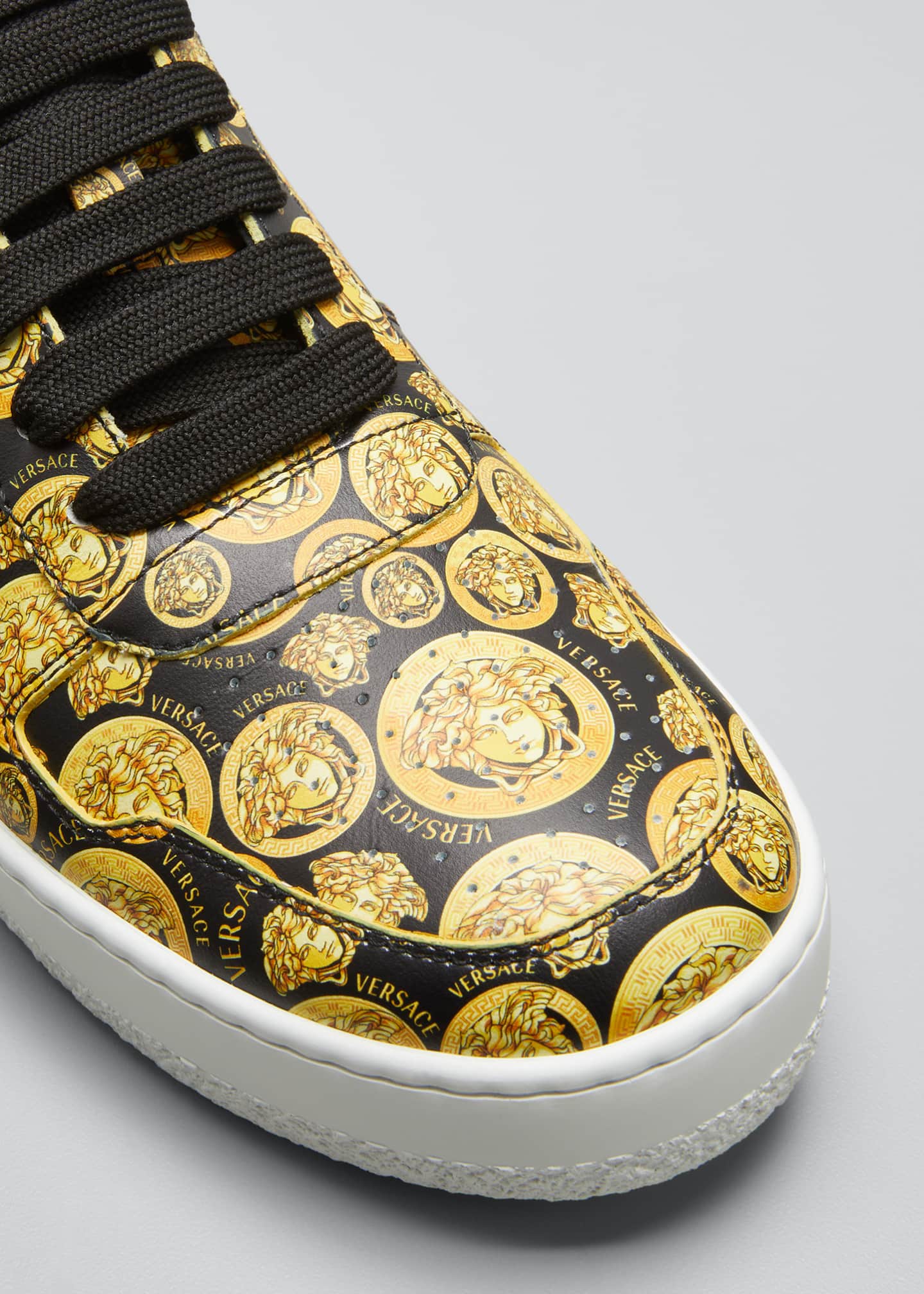ilus medusa amplified print sneakers