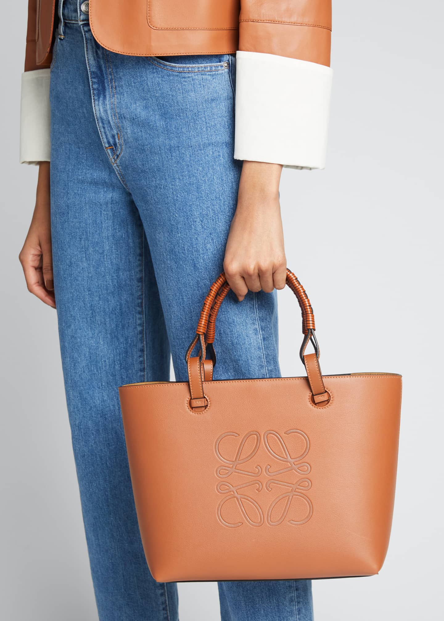 loewe anagram tote