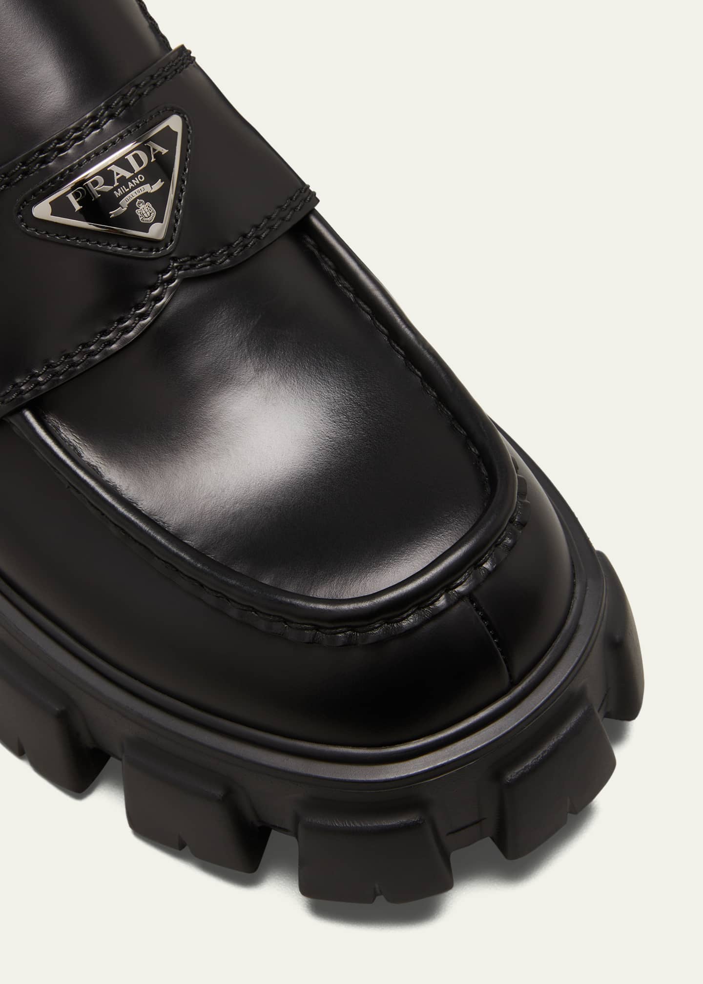 monolith brushed leather pointed loafers