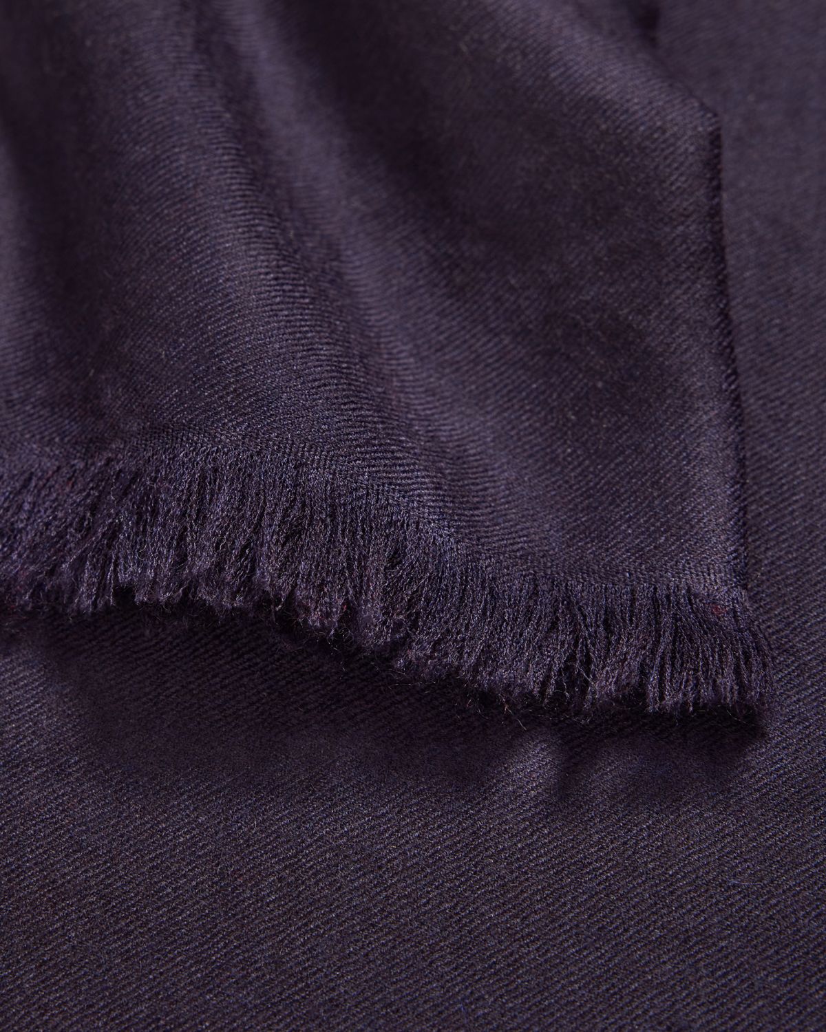Sofia Cashmere Lightweight Cashmere Scarf | Thumbnail 7 Sofia Cashmere Lightweight Cashmere Scarf | Thumbnail 7