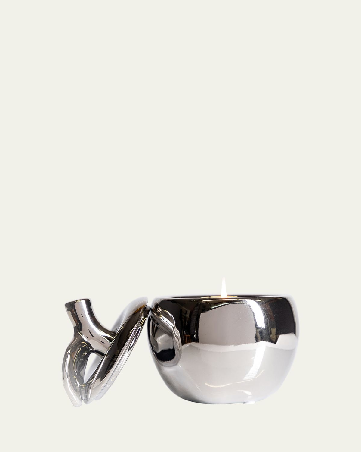 Thompson Ferrier 20 oz Malus Apple Scented Candle