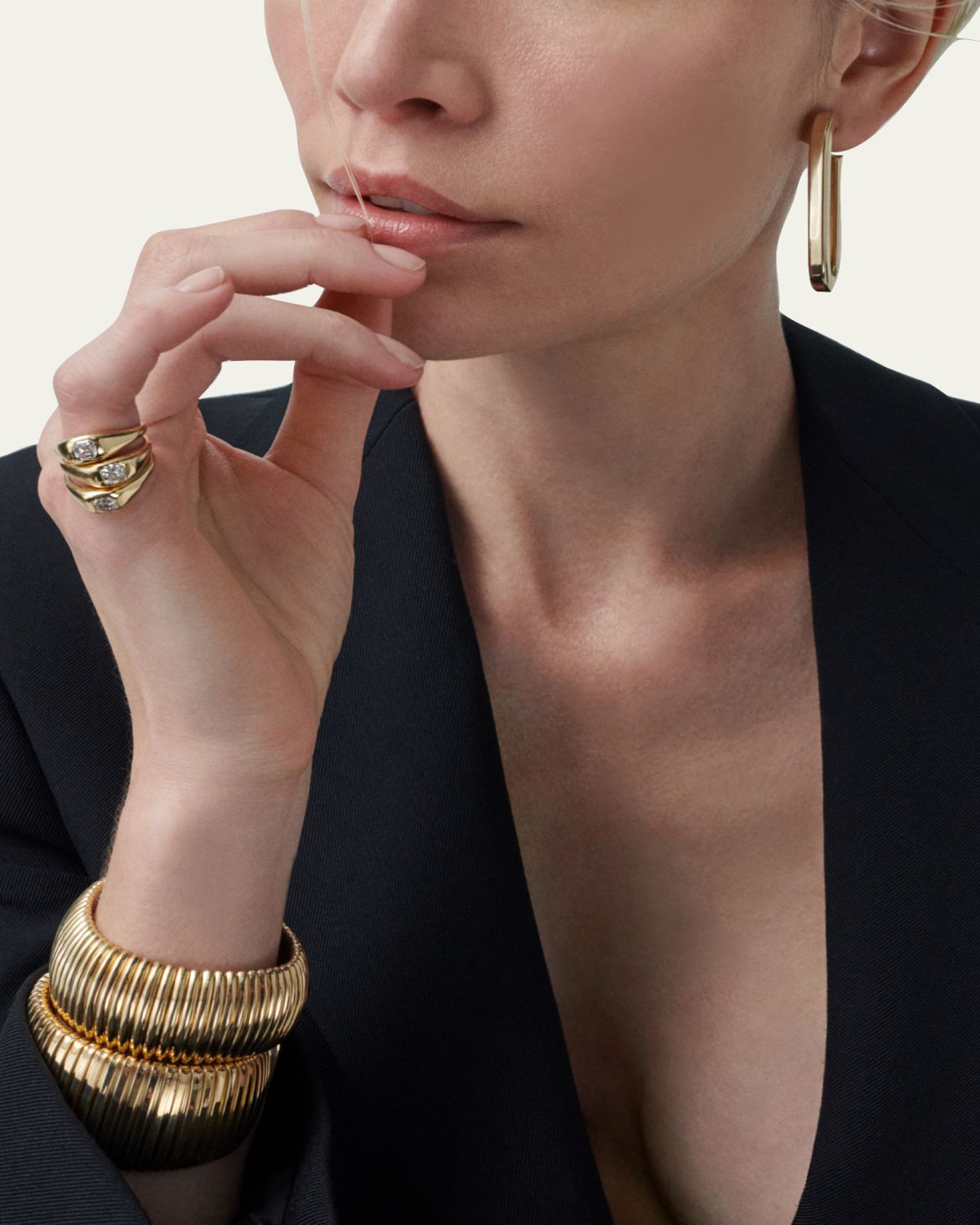 Sidney Garber 18K Yellow Gold Stretch Bracelet | Thumbnail 2