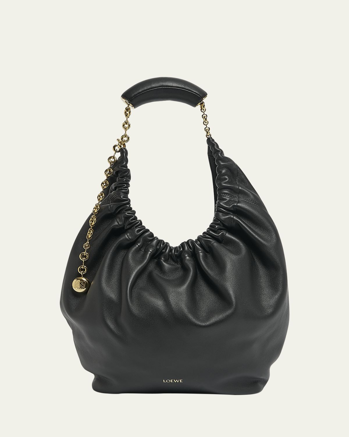 Loewe Squeeze Medium Shoulder Bag in Napa Leather | Thumbnail 6 Loewe Squeeze Medium Shoulder Bag in Napa Leather | Thumbnail 6
