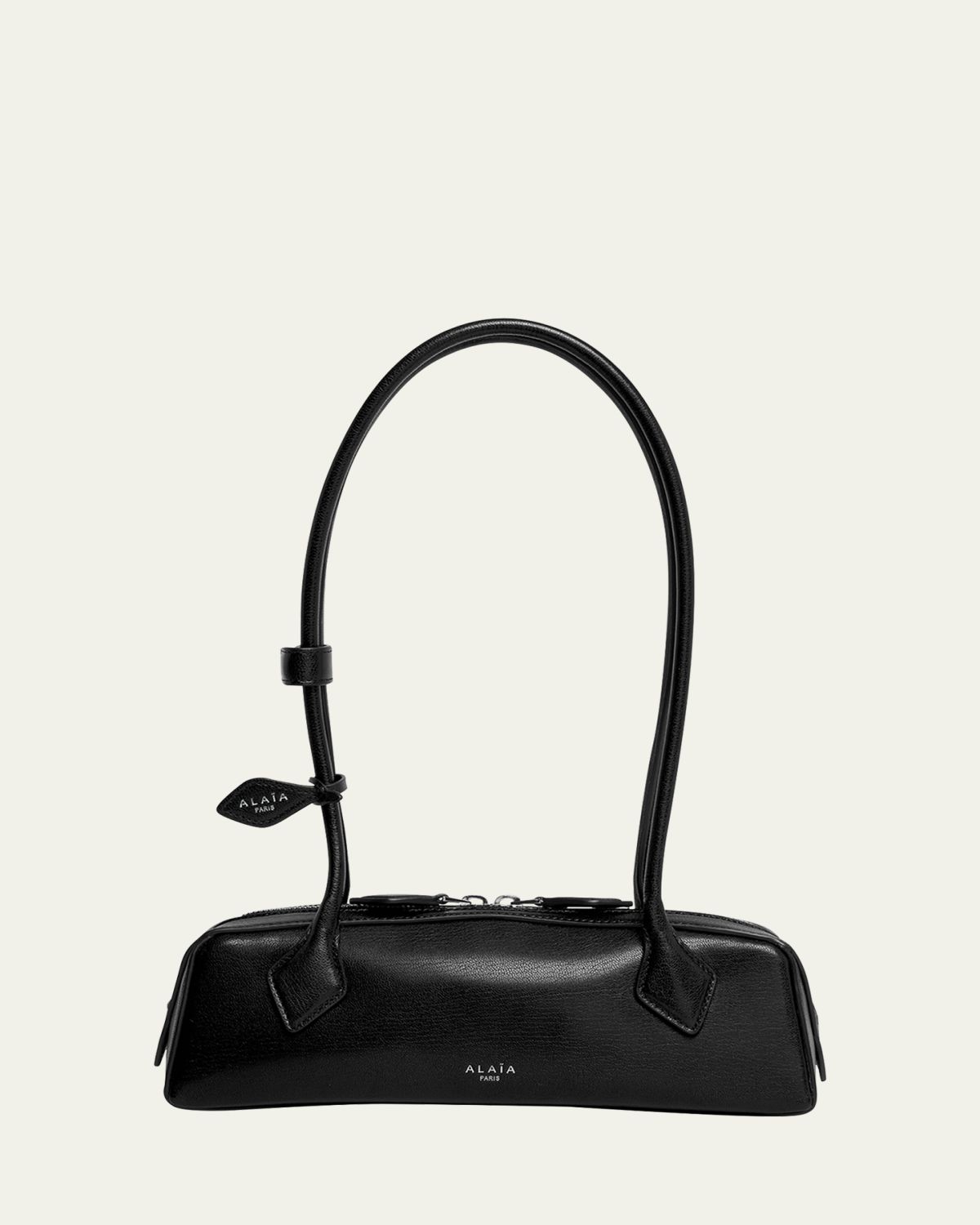ALAÏA Le Teckel Small Shoulder Bag in Leather | Thumbnail 10
