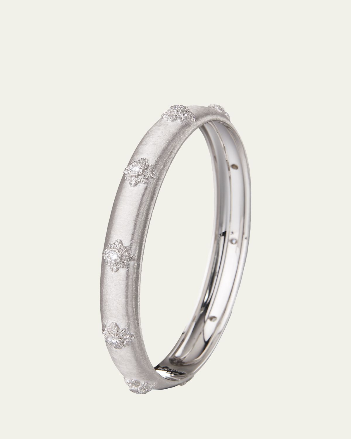 Buccellati Macri Bombé Bangle, White Gold, 8mm