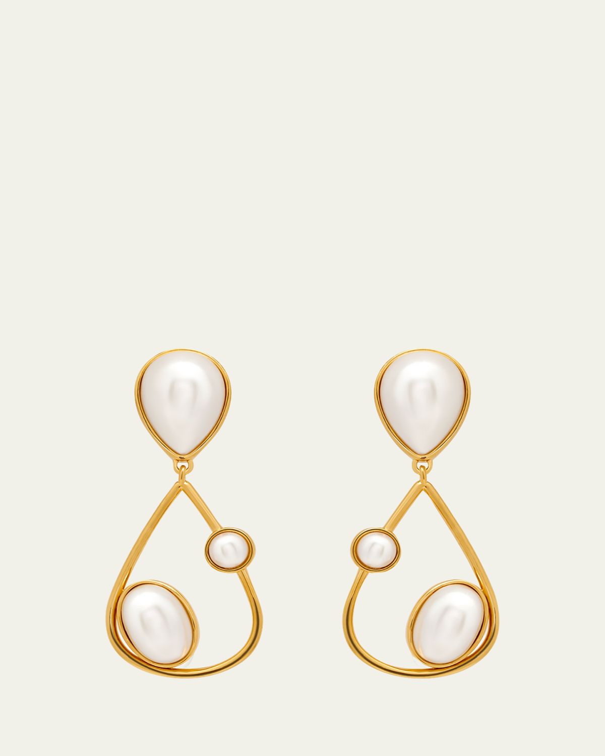 Oscar de la Renta Pearly Cabochon Drop Clip-On Earrings