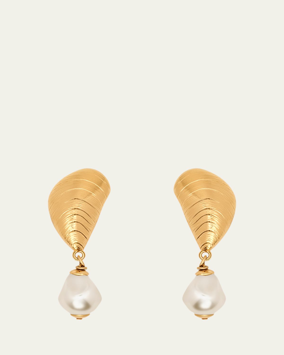 Oscar de la Renta Mussel Pearly Drop Clip-On Earrings | Thumbnail 3
