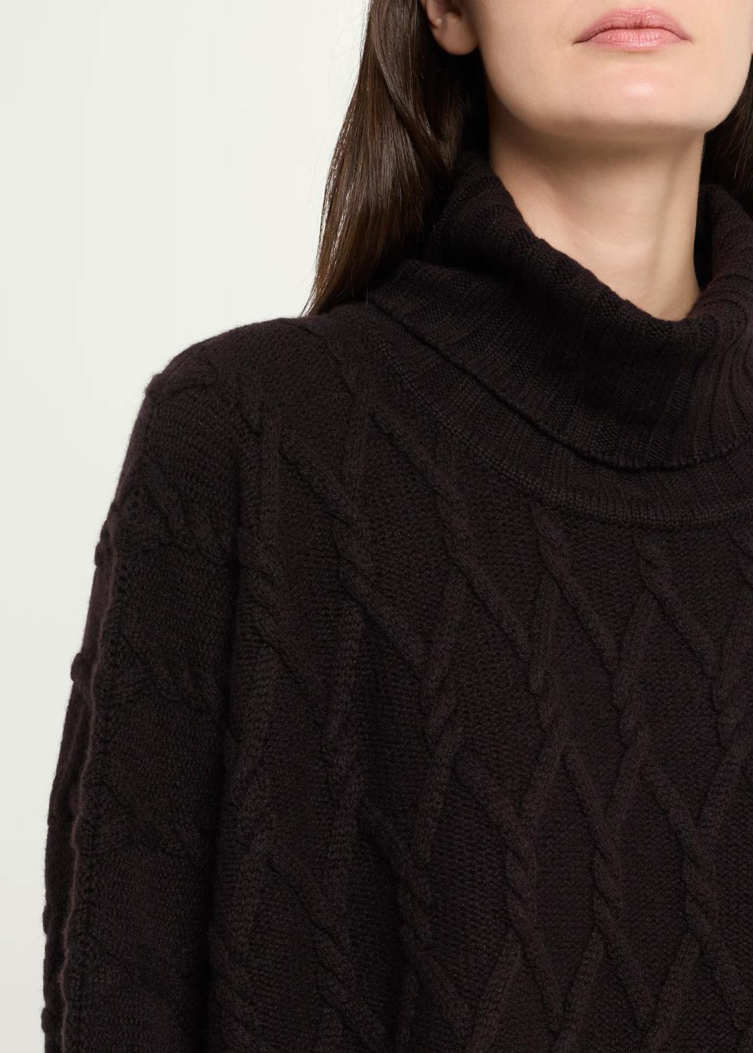Eskandar Cashmere Cable Roll Neck - Long Length | Thumbnail 5 Eskandar Cashmere Cable Roll Neck - Long Length | Thumbnail 5