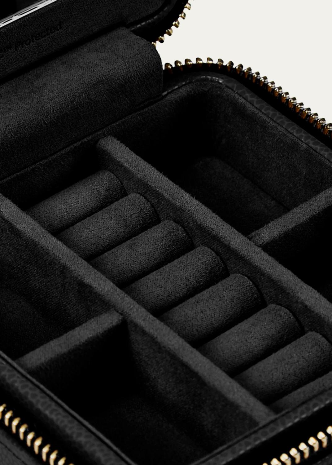 Wolf Lauren Vegan Leather Zip Travel Case | Thumbnail 5 Wolf Lauren Vegan Leather Zip Travel Case | Thumbnail 5